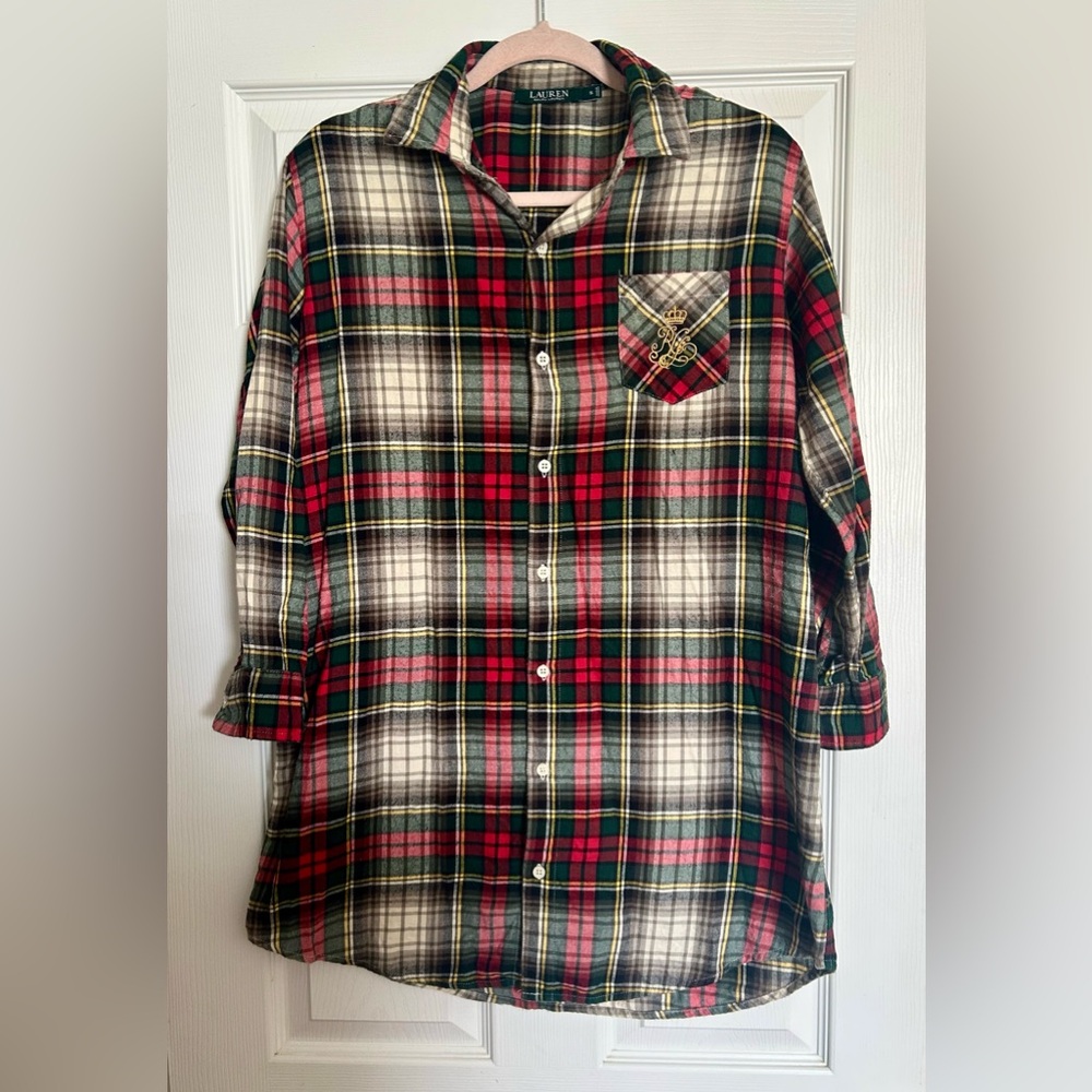 Ralph Lauren Sleep Shirt Women Small Plaid Flannel Button up 100% Cotton Crest